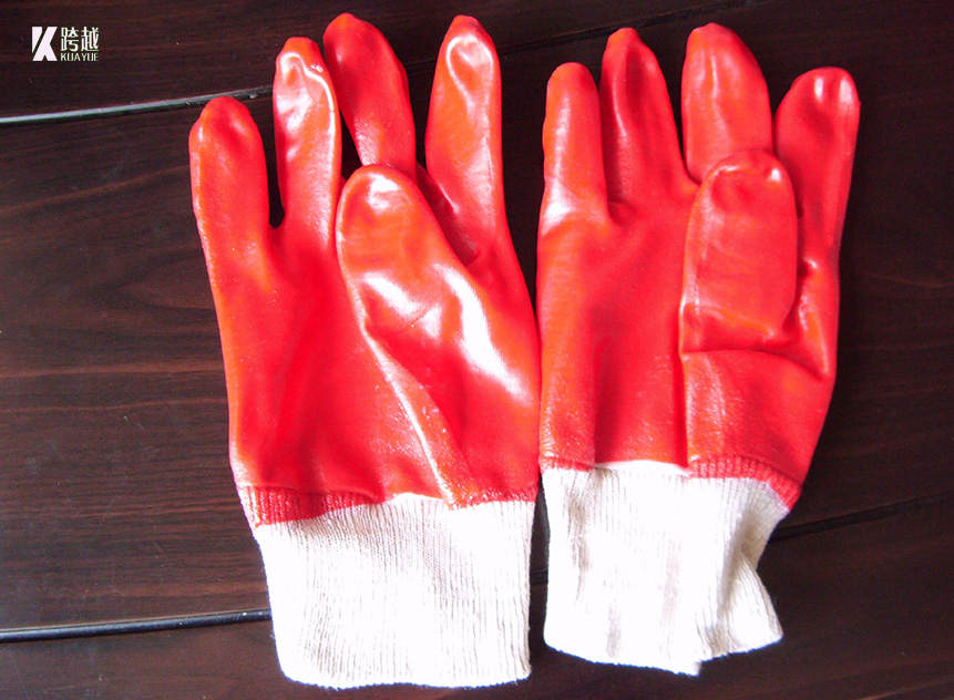 Chinese dipped gloves