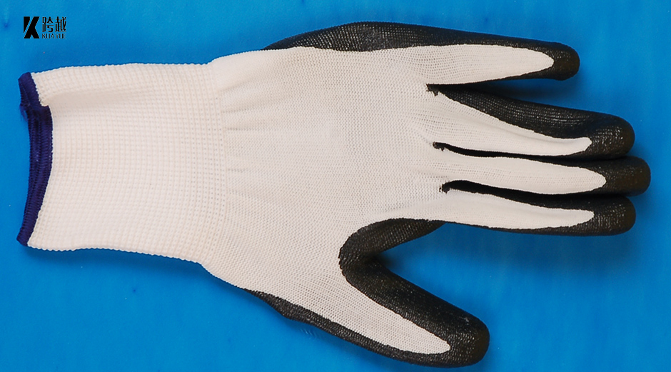 Chinese dipped gloves